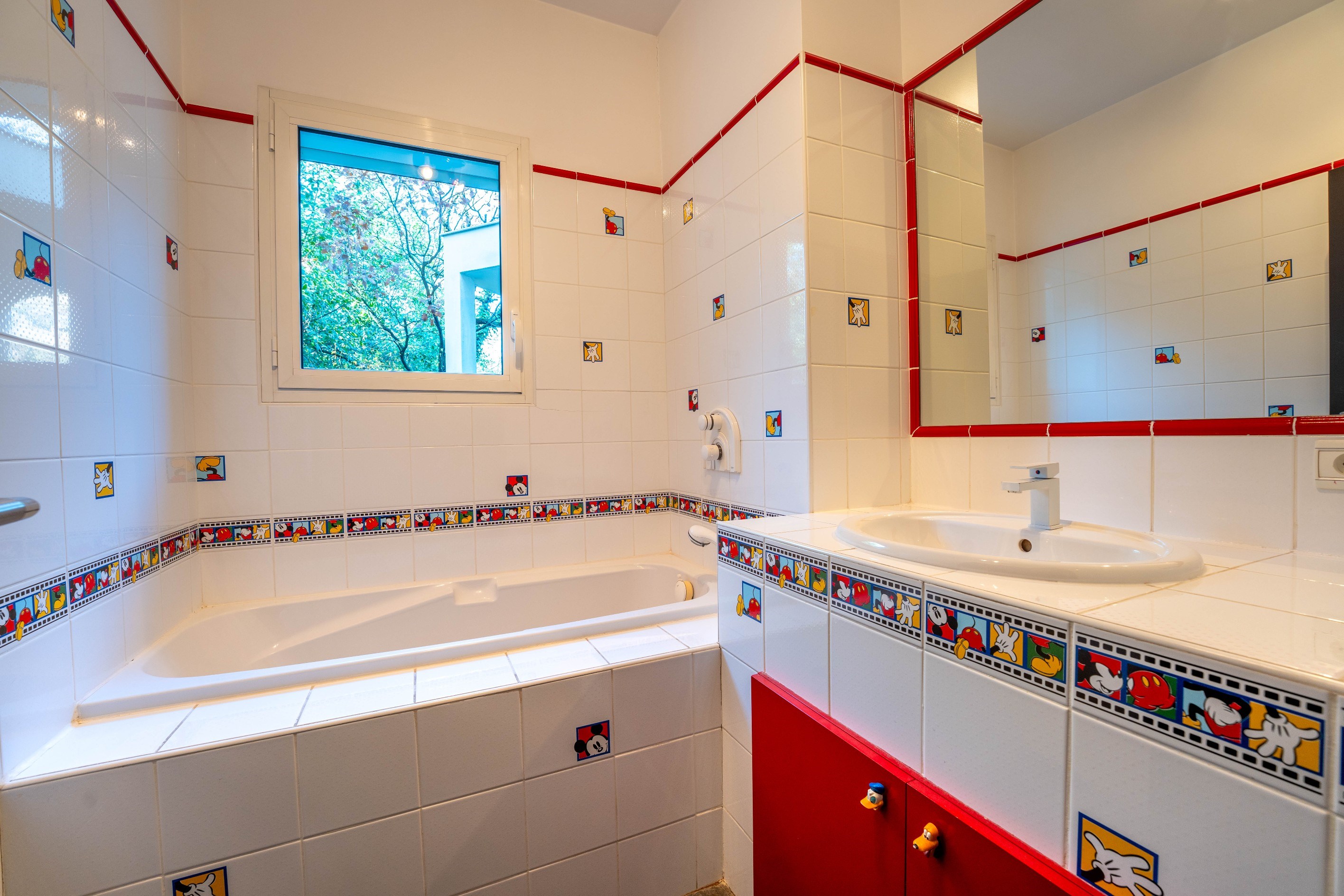 Exceptional villa offering complete privacy, close to the center of Saint-Marti… - 物件實景
