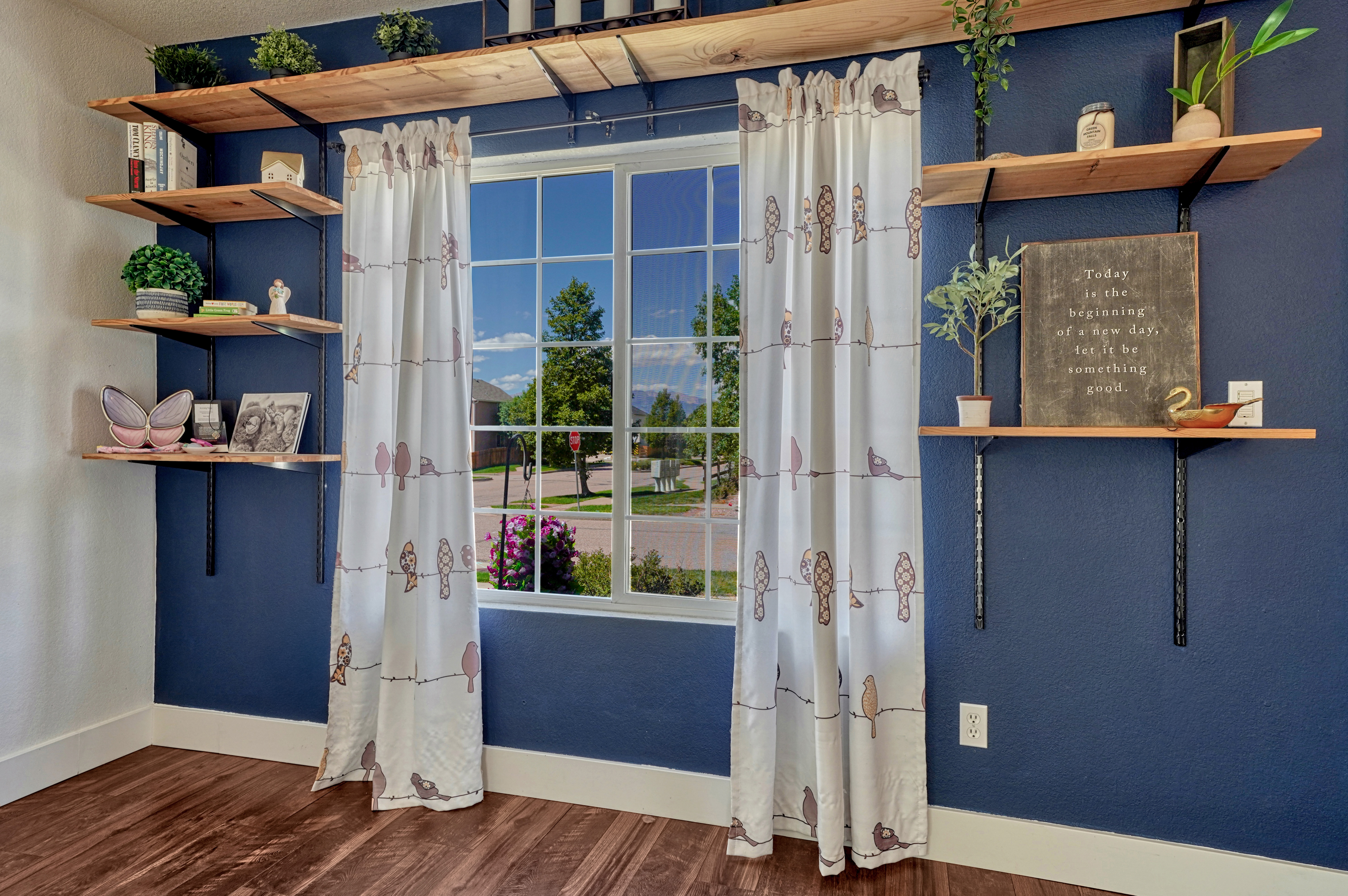  6201 Scottsbluff Drive, Colorado Springs, CO, 80923 - 物件實景