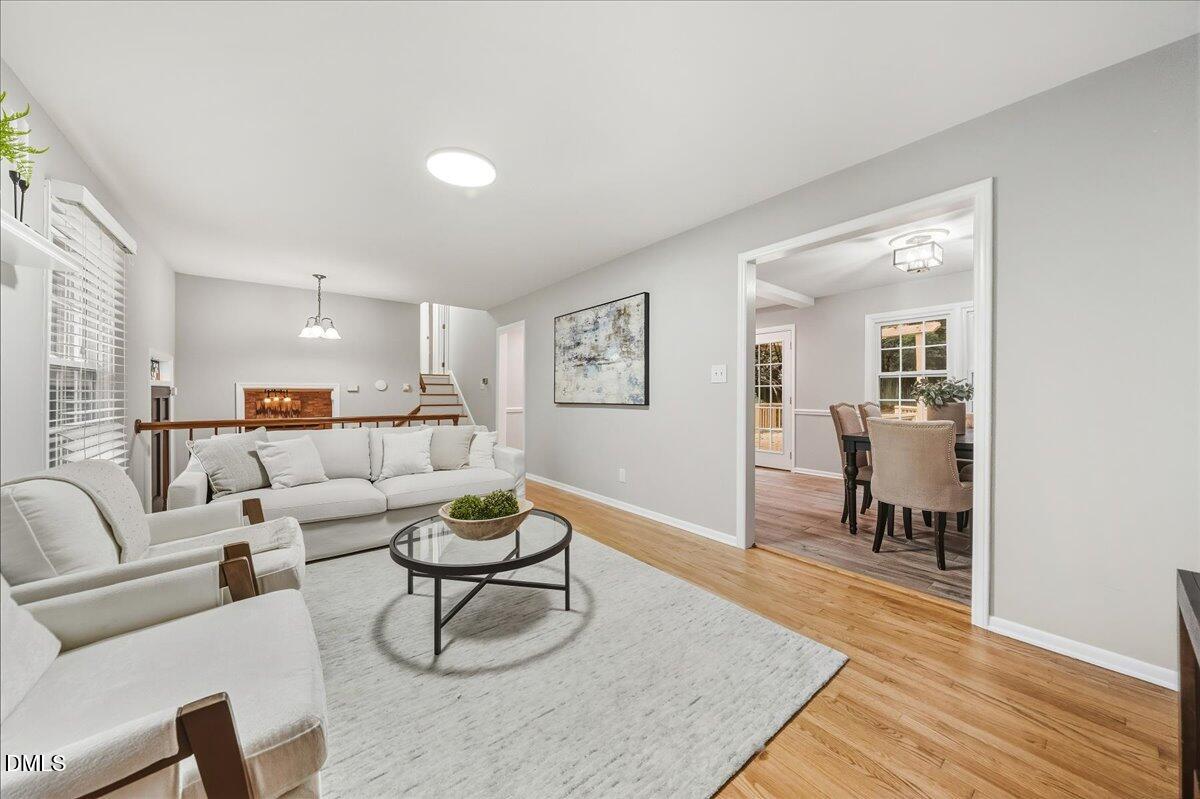 Raleigh, North Carolina, 27609, United States, 3 Bedrooms Bedrooms, ,3 BathroomsBathrooms,Residential,For Sale,1954516