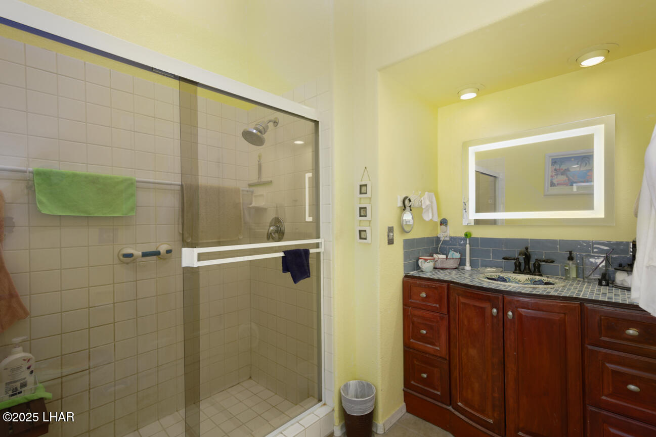 Lake Havasu City, Arizona, 86406, United States, 3 Bedrooms Bedrooms, ,1 BathroomBathrooms,Residential,For Sale,1989666