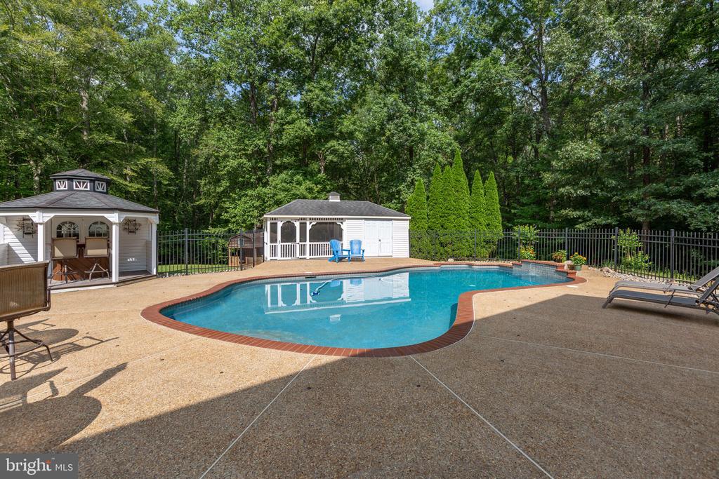 Fredericksburg, Virginia, 22406, United States, 4 Bedrooms Bedrooms, ,3 BathroomsBathrooms,Residential,For Sale,1914060