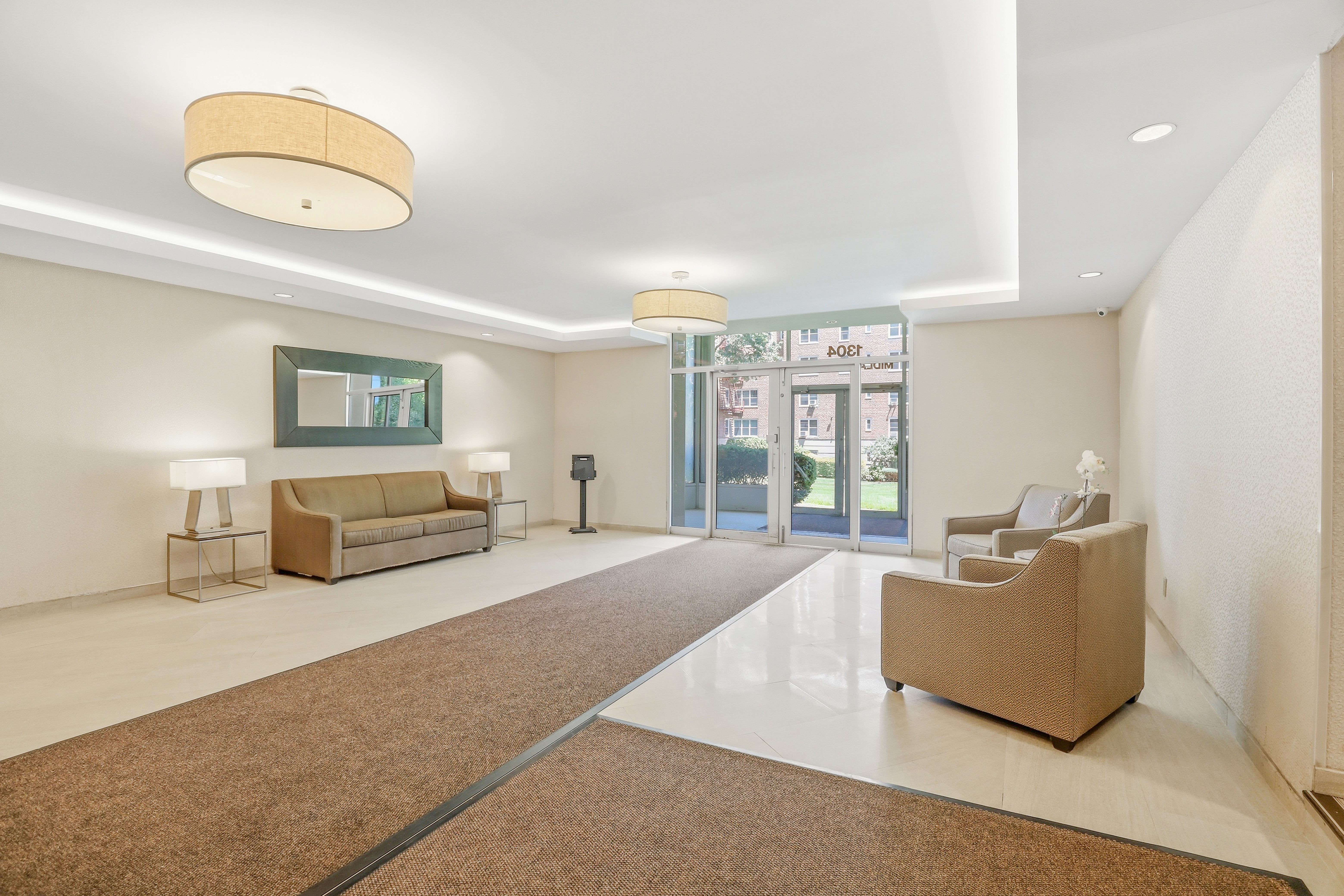  1304 Midland Avenue - 物件實景