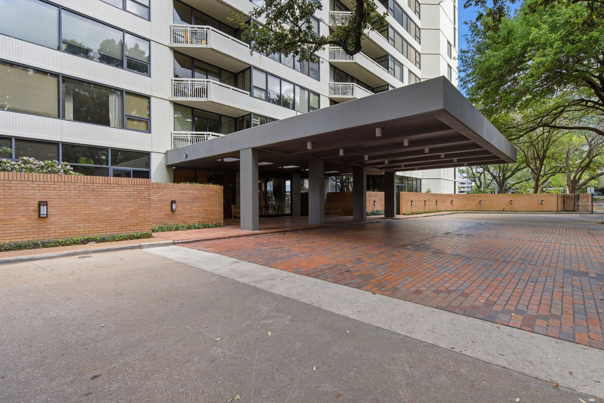  14 Greenway Plaza #2P - 物件實景
