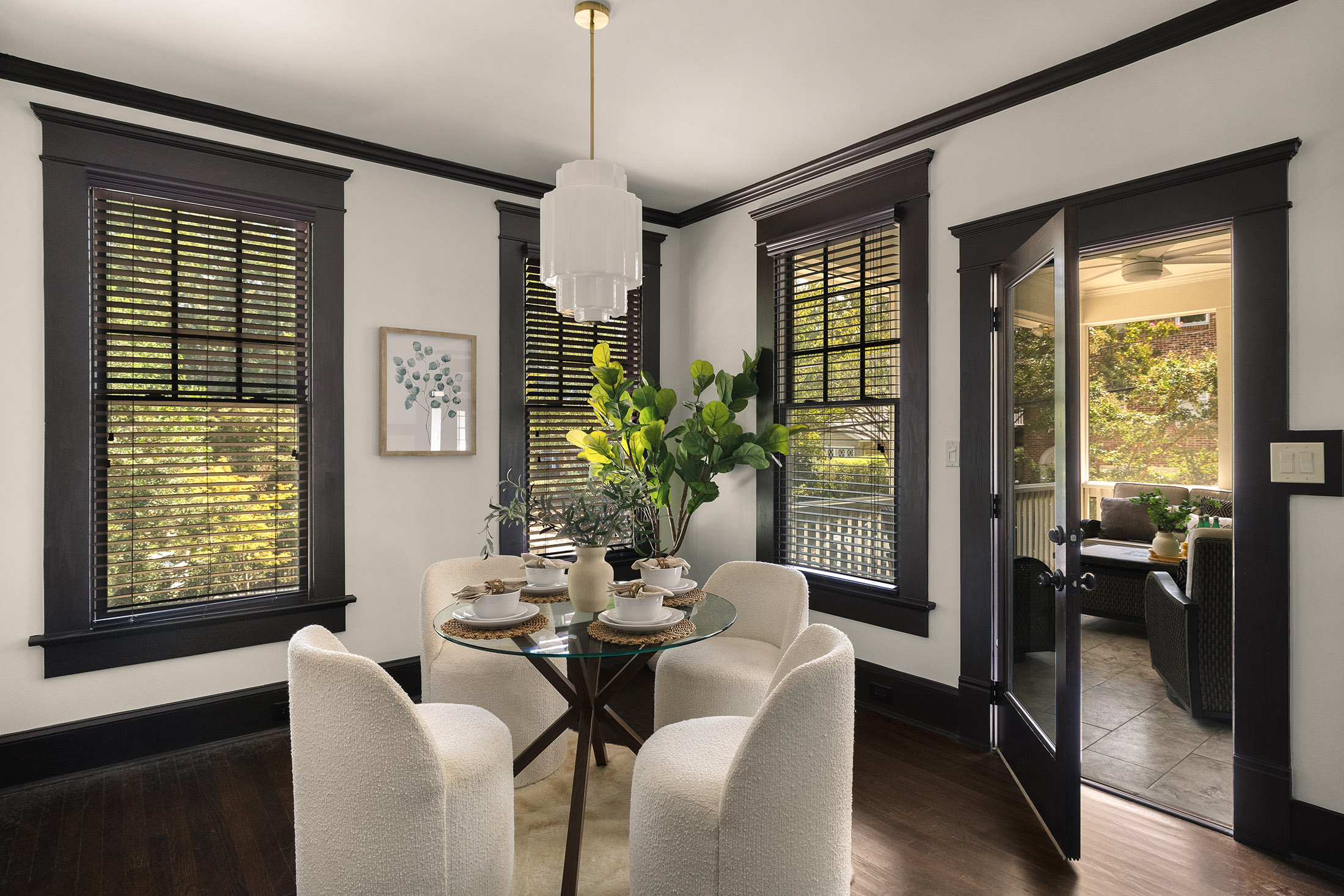  Historic Midtown Charm with a Rare Gated Two-Car Garage - 物件實景