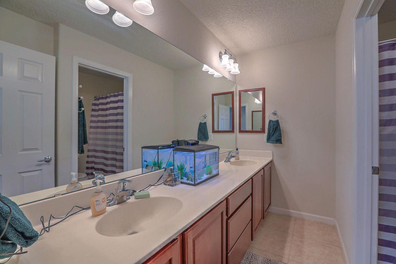 Rio Rancho, New Mexico, 87124, United States, 5 Bedrooms Bedrooms, ,4 BathroomsBathrooms,Residential,For Sale,1805604