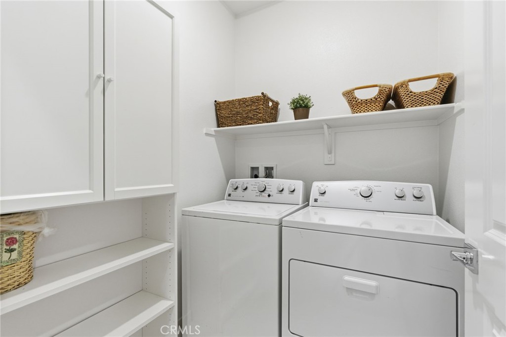 Corona, California, 92883, United States, 3 Bedrooms Bedrooms, ,3 BathroomsBathrooms,Residential,For Sale,1996400