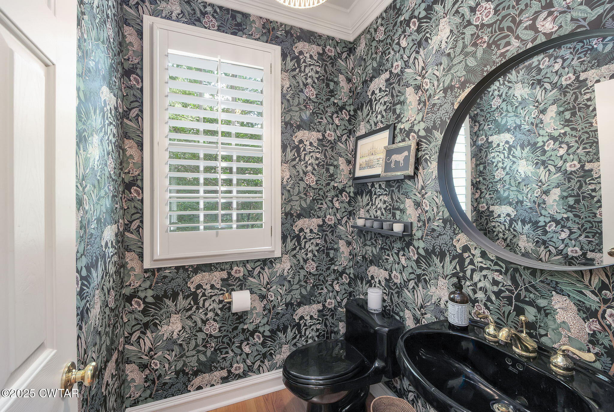 Jackson, Tennessee, 38305, United States, 4 Bedrooms Bedrooms, ,4 BathroomsBathrooms,Residential,For Sale,1894797