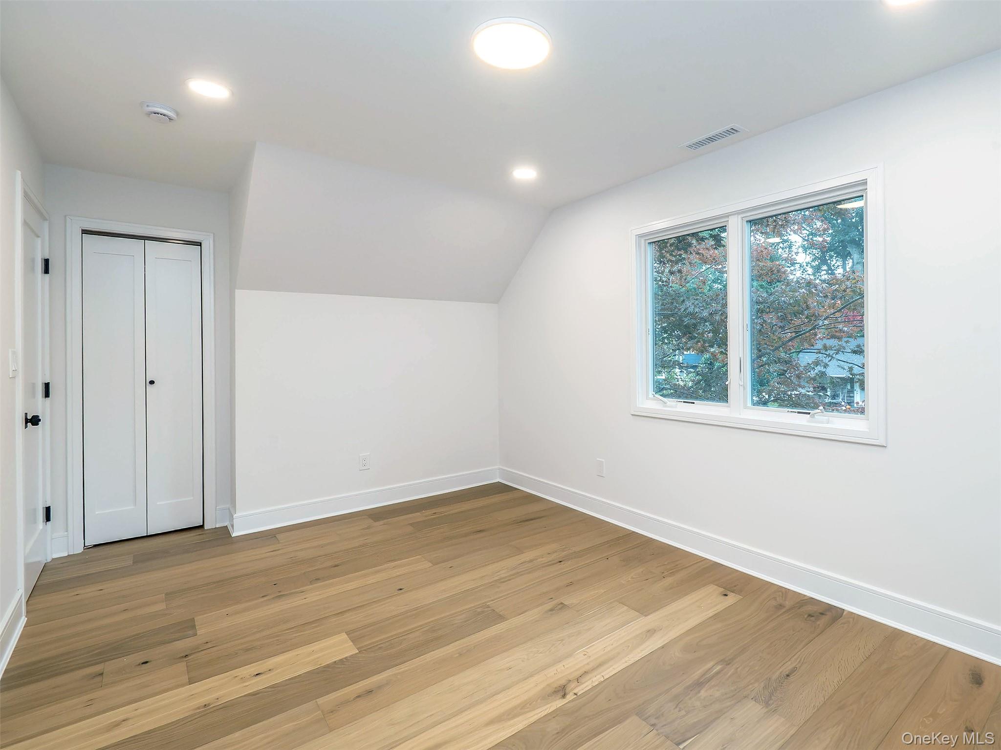  48 Buckeye Road, Glen Cove, NY, 11542 - 物件實景