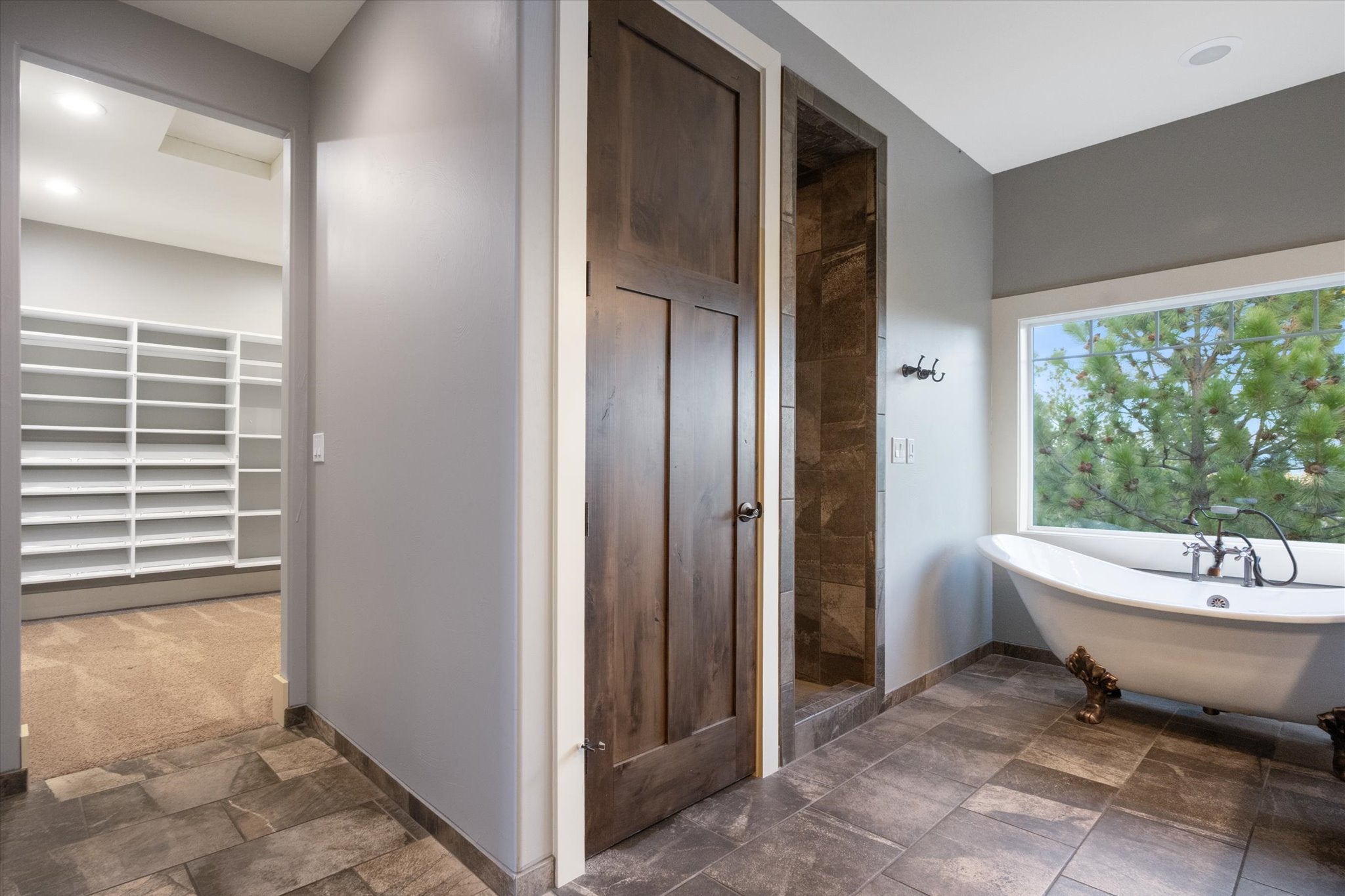 Clancy, Montana, 59634, United States, 4 Bedrooms Bedrooms, ,5 BathroomsBathrooms,Residential,For Sale,1991363