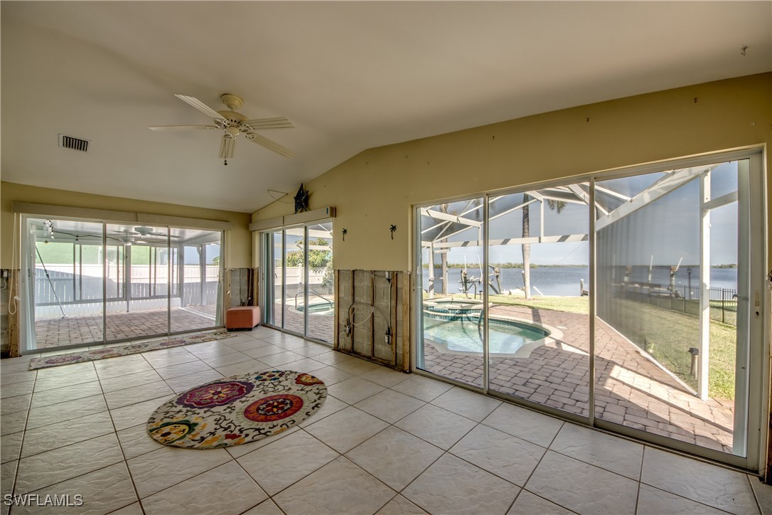 Matlacha, Florida, 33993, United States, 2 Bedrooms Bedrooms, ,2 BathroomsBathrooms,Residential,For Sale,1980106