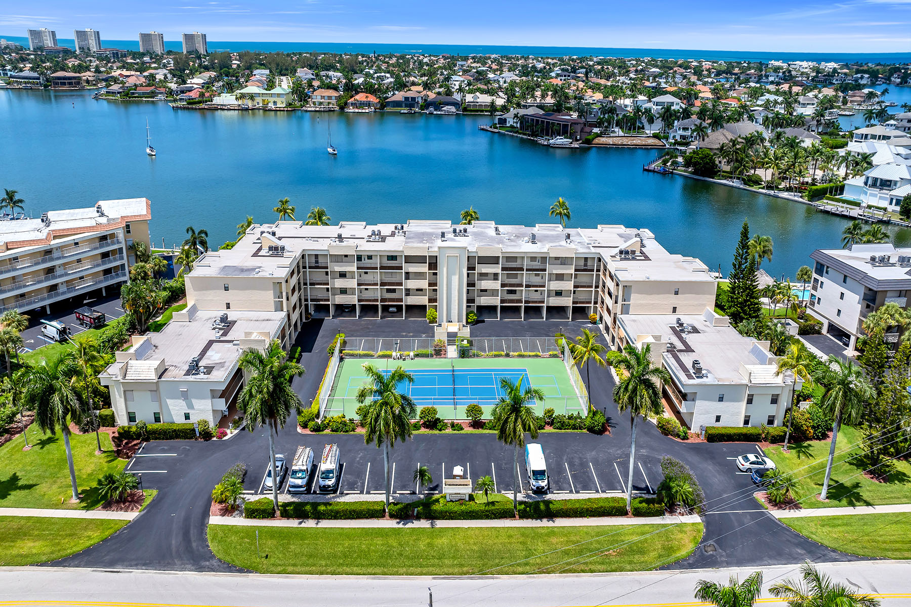  MARCO ISLAND - BAYSIDE CLUB - 物件實景