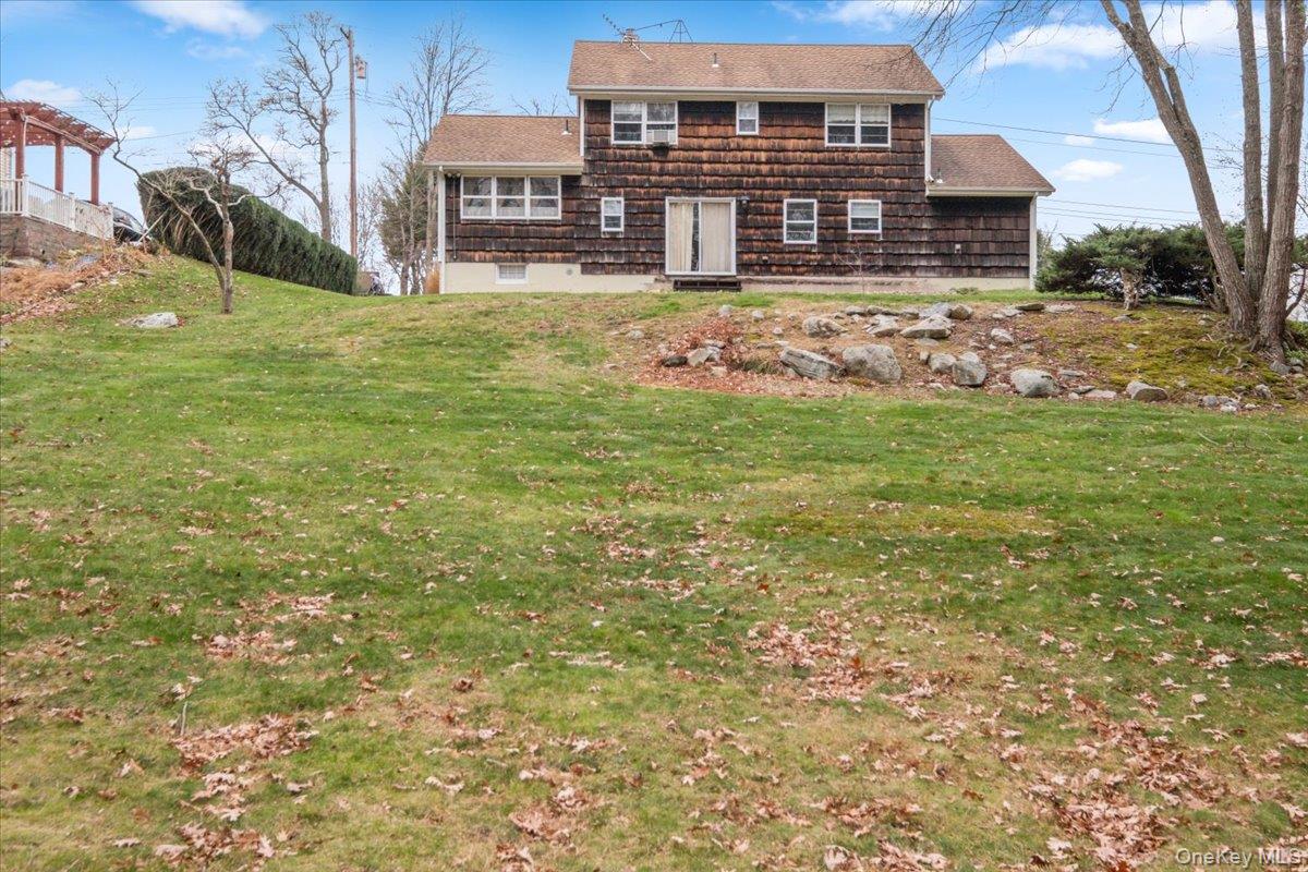 Mahopac, New York, 10541, United States, 4 Bedrooms Bedrooms, ,2 BathroomsBathrooms,Residential,For Sale,2001665