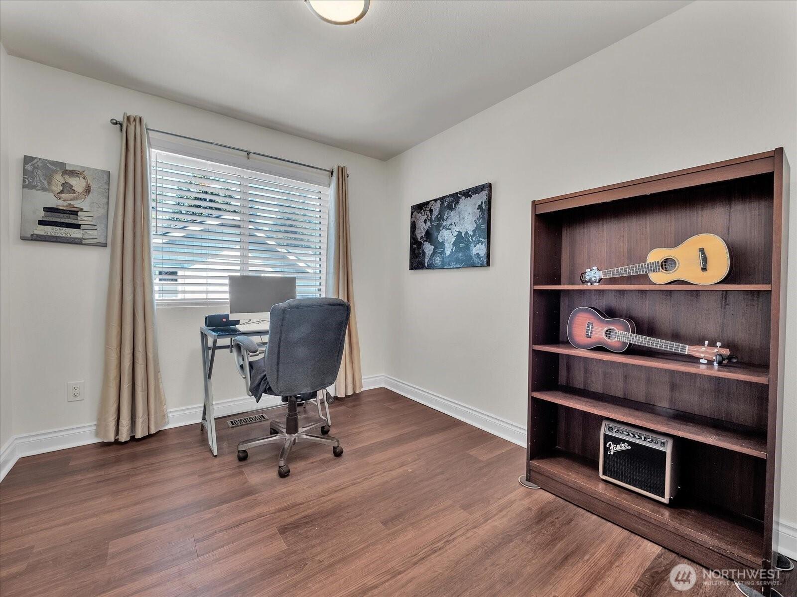 FEDERAL WAY, Washington, 98003, United States, 5 Bedrooms Bedrooms, ,3 BathroomsBathrooms,Residential,For Sale,1876499