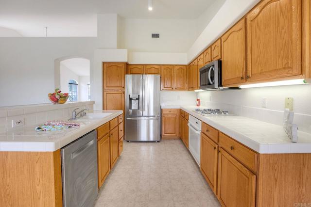 Temecula, California, 92592, United States, 4 Bedrooms Bedrooms, ,2 BathroomsBathrooms,Residential,For Sale,2013727