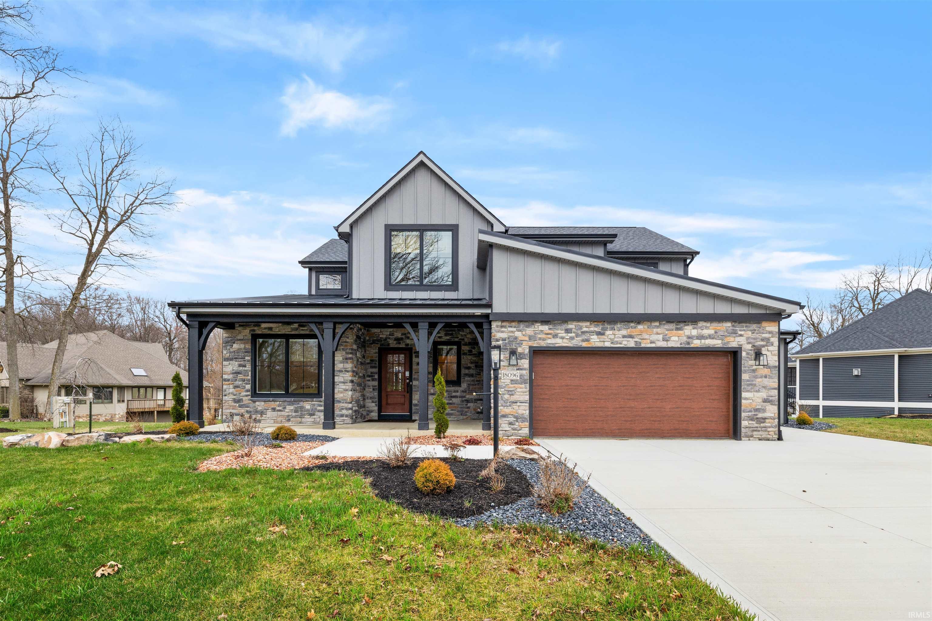 Leo, Indiana, 46765, United States, 5 Bedrooms Bedrooms, ,4 BathroomsBathrooms,Residential,For Sale,1981787