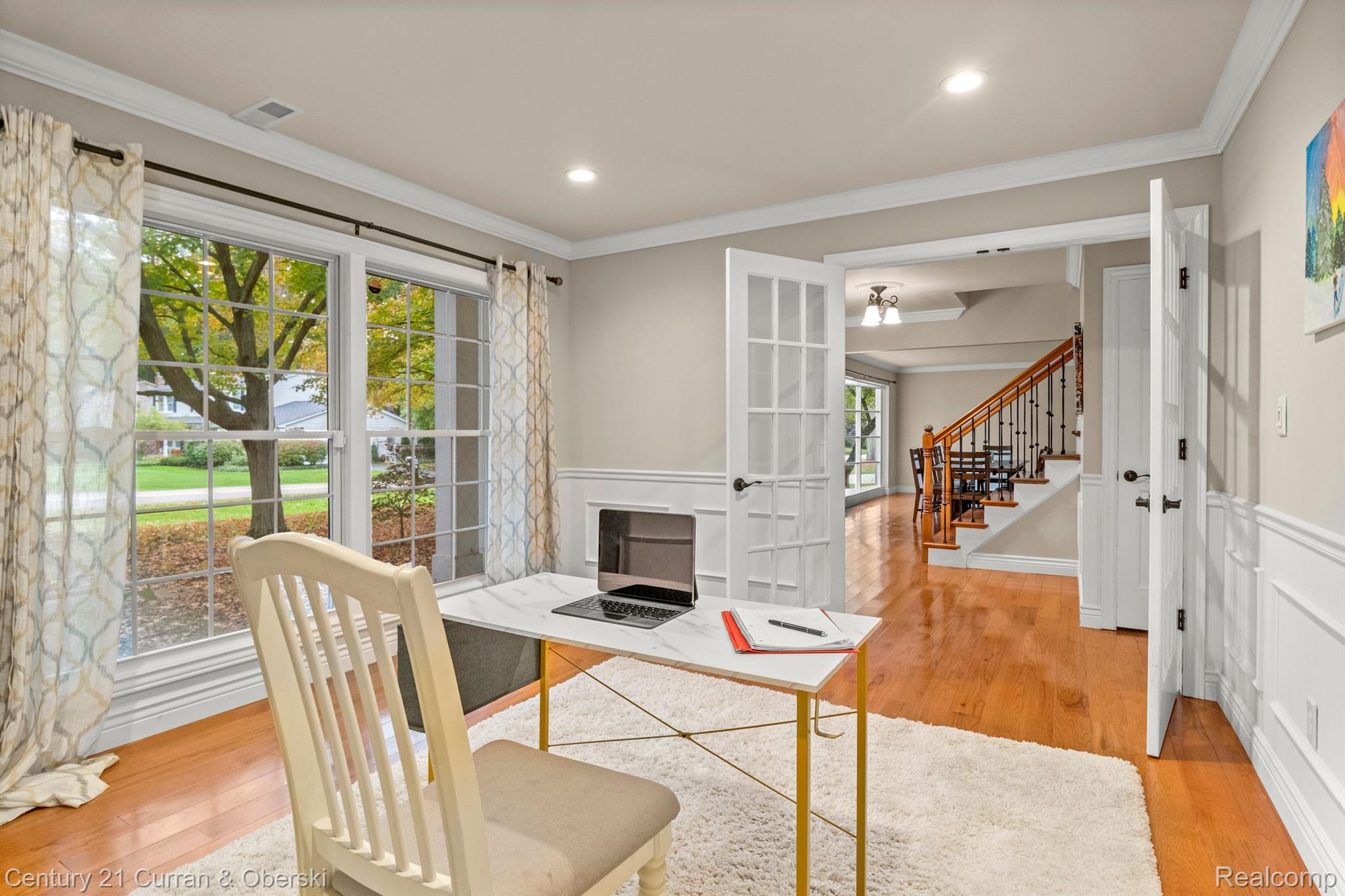 West Bloomfield Charter Township, Michigan, 48322, United States, 4 Bedrooms Bedrooms, ,3 BathroomsBathrooms,Residential,For Sale,1977559