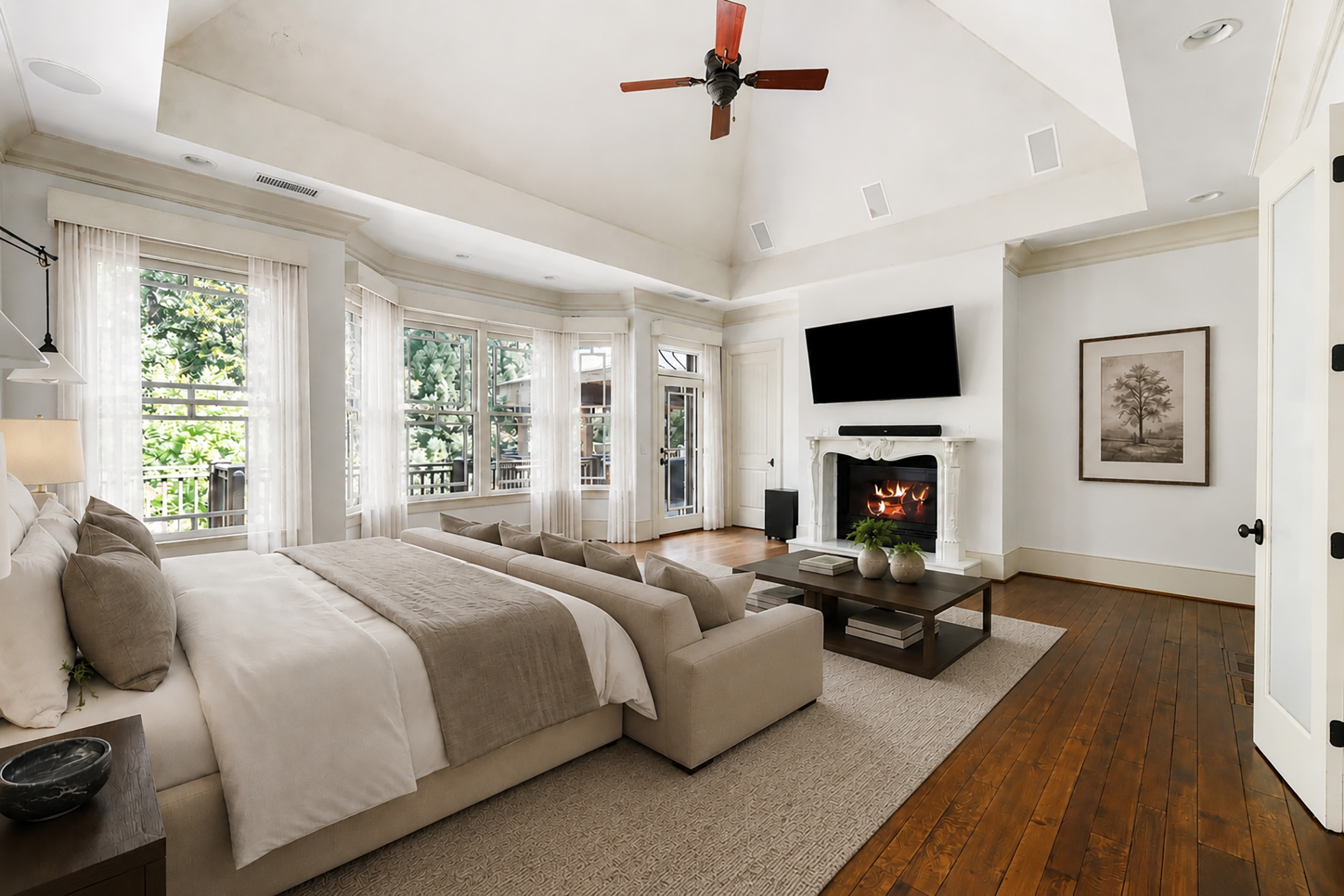 Private Estate for Multigenerational Living - Directly Across from Chastain Park - 物件實景