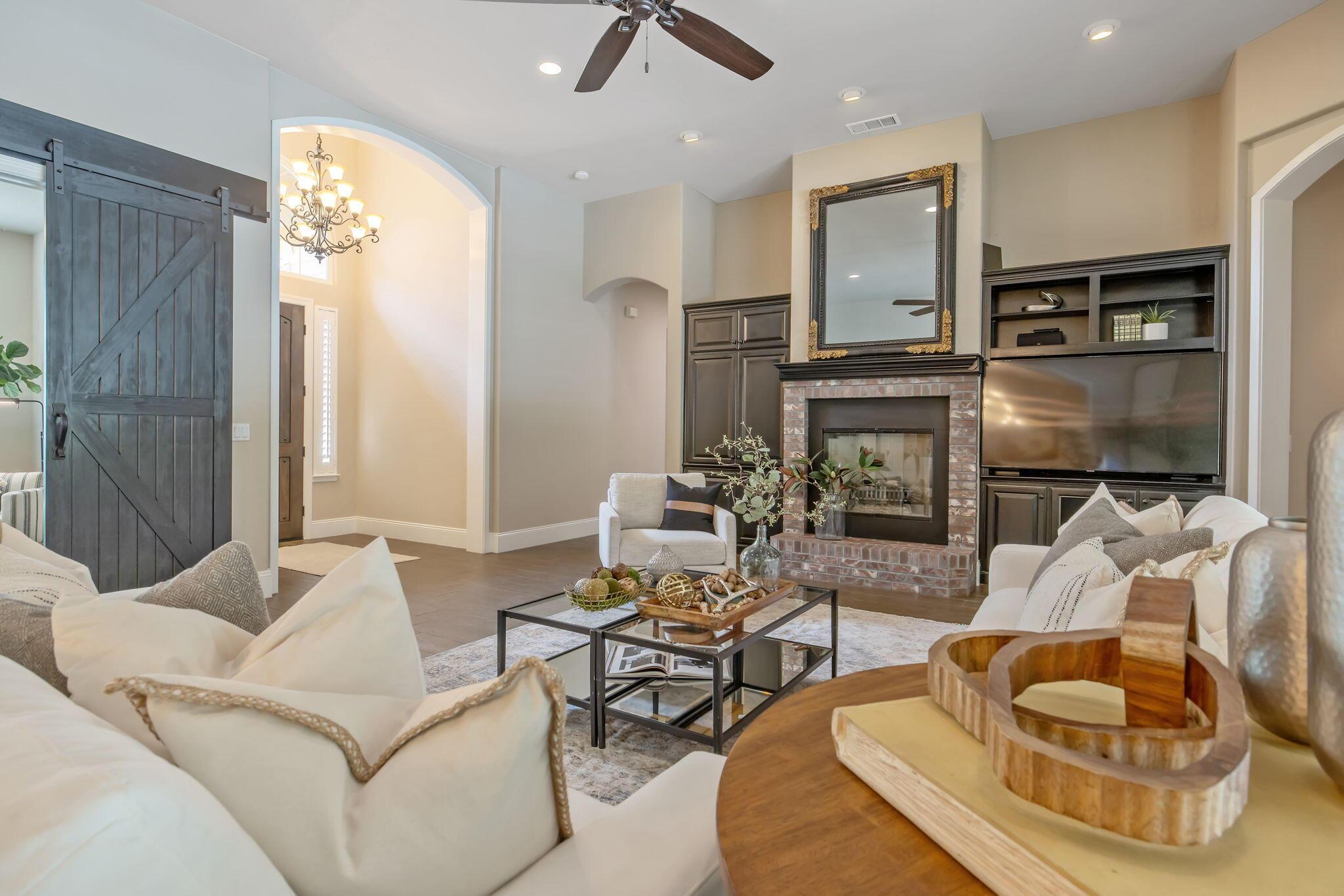 Visalia, California, 93277, United States, 3 Bedrooms Bedrooms, ,2 BathroomsBathrooms,Residential,For Sale,2048559