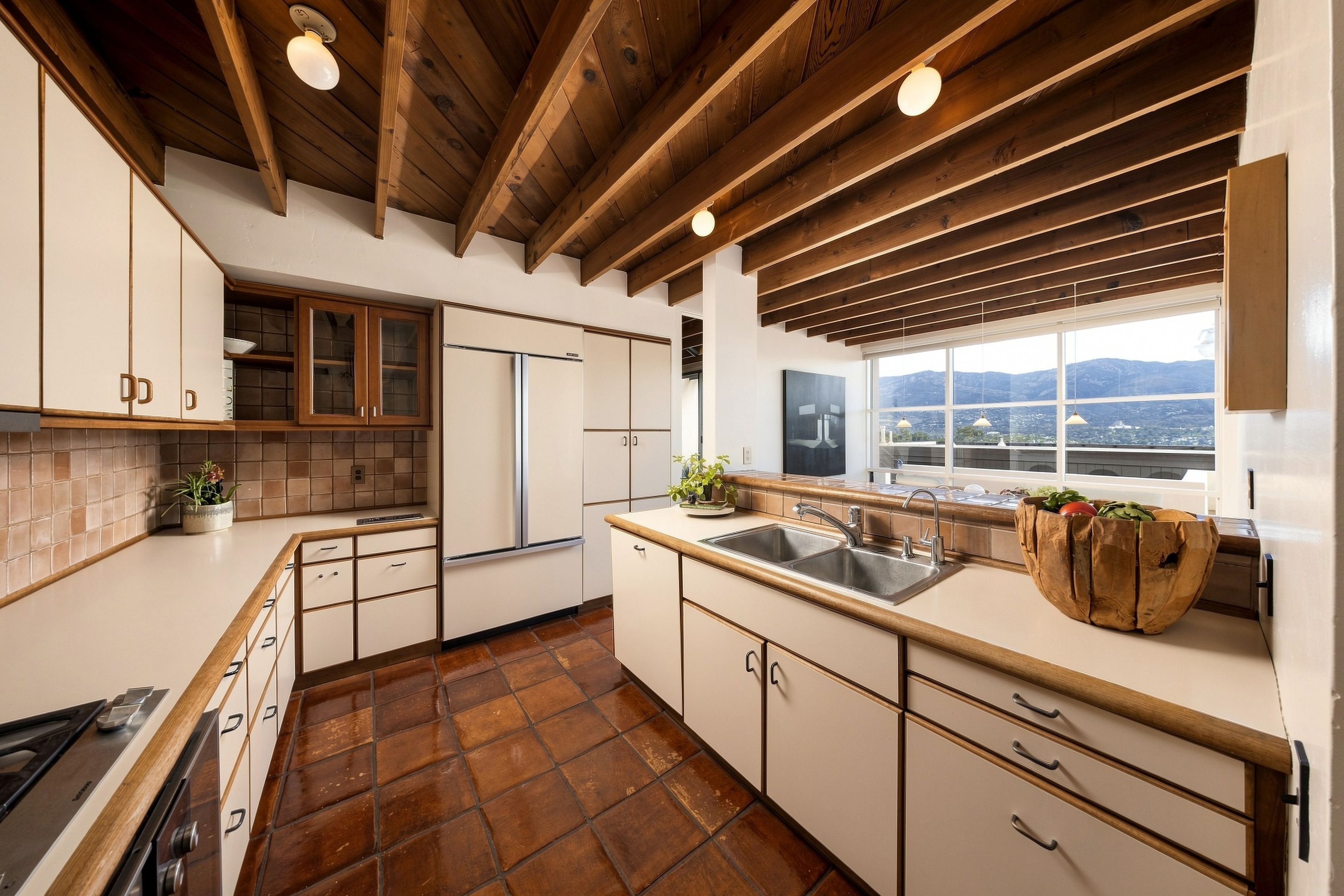  Mid-Century View Masterpiece - 物件實景