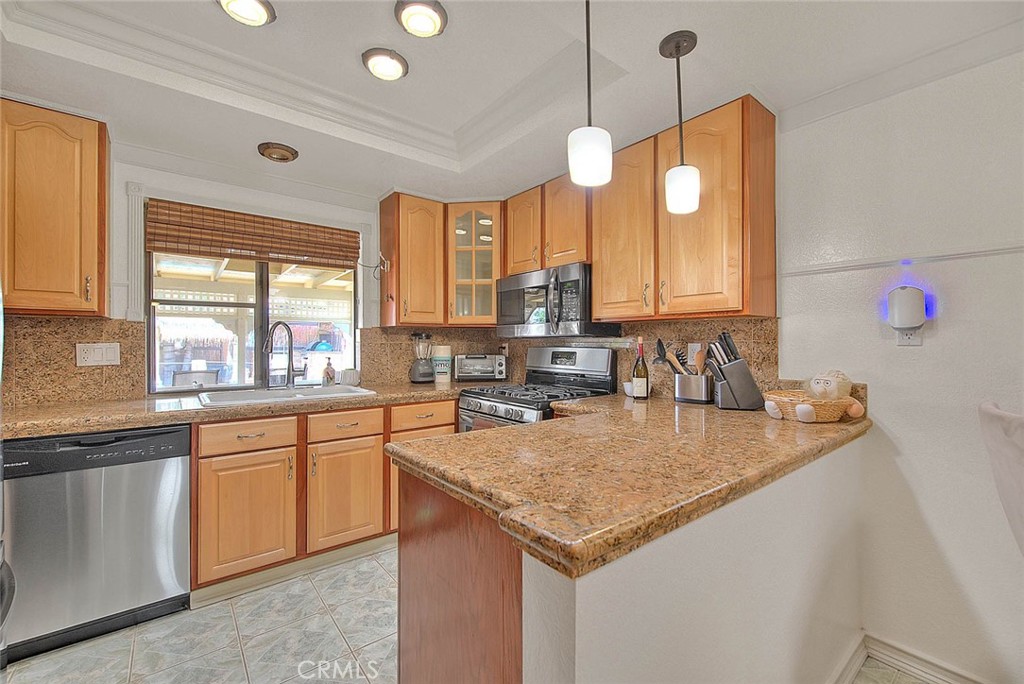 Loma Linda, California, 92354, United States, 4 Bedrooms Bedrooms, ,2 BathroomsBathrooms,Residential,For Sale,1841677