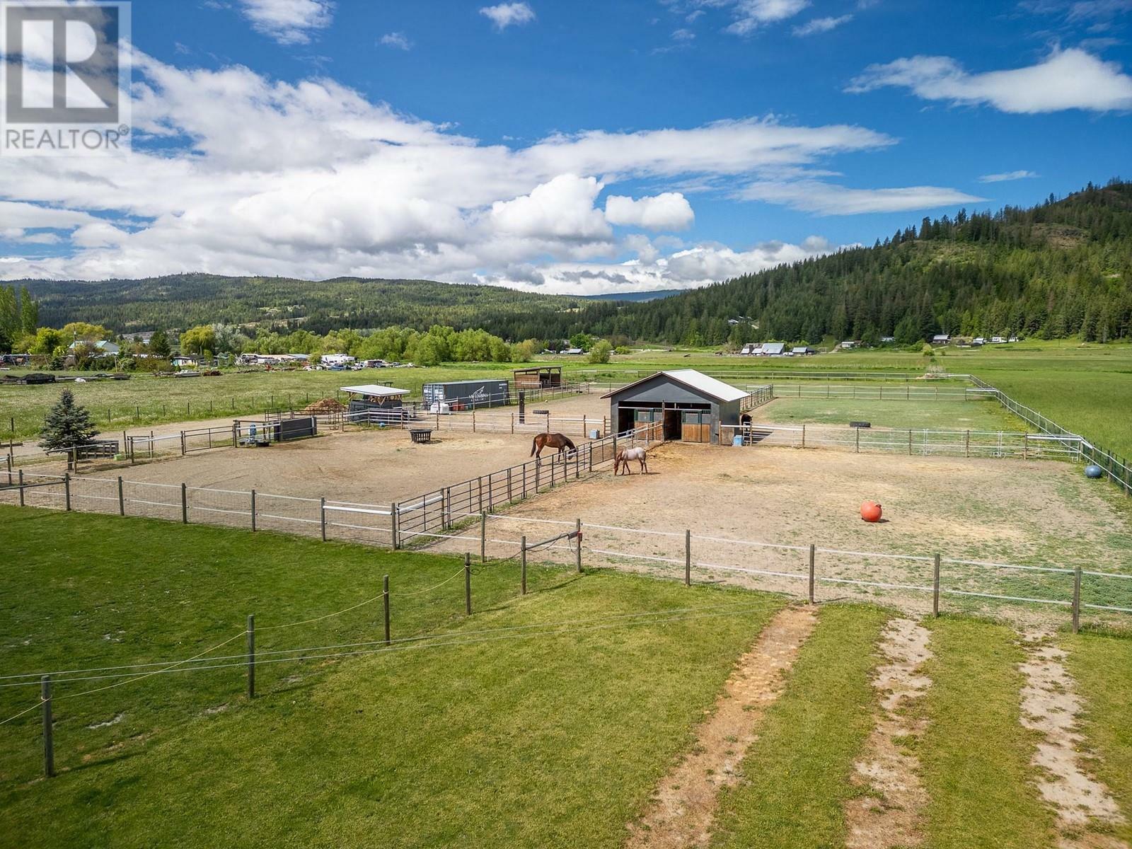 GRINDROD, British Columbia, V0E 1Y0, CA, 3 Bedrooms Bedrooms, ,2 BathroomsBathrooms,Residential,For Sale,1838949