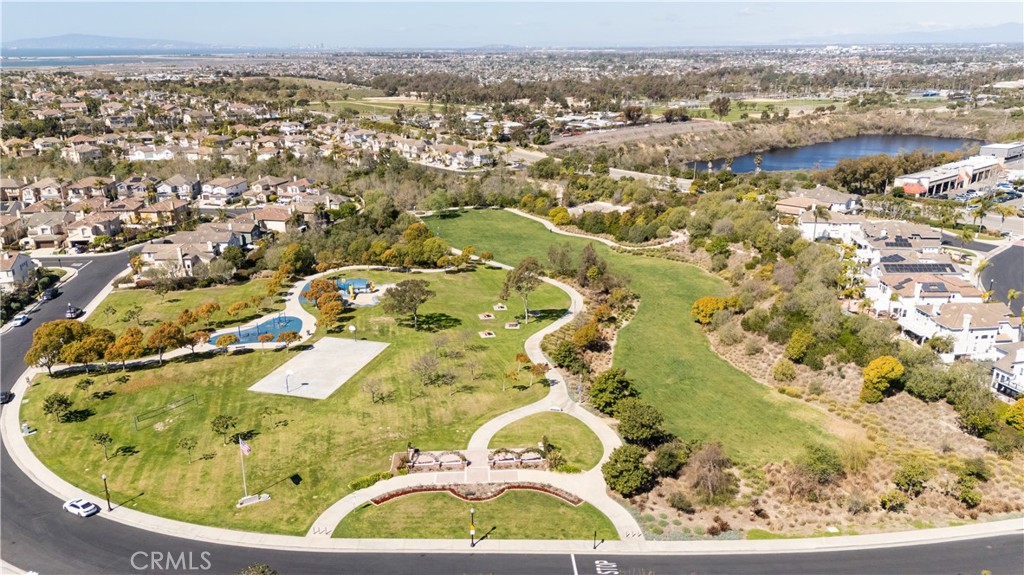 Huntington Beach, California, 92648, United States, 5 Bedrooms Bedrooms, ,1 BathroomBathrooms,Residential,For Sale,1732032
