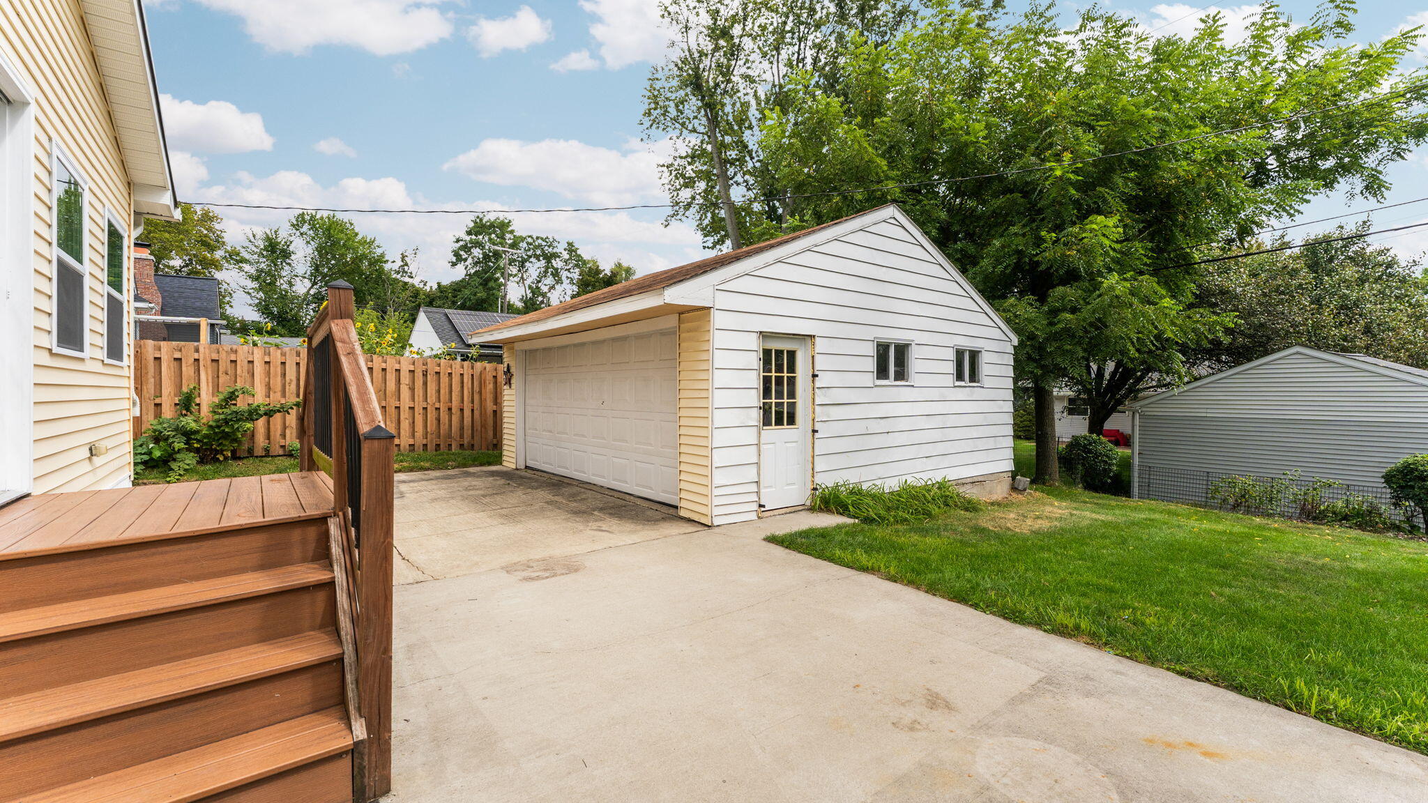 Ann Arbor, Michigan, 48103, United States, 3 Bedrooms Bedrooms, ,2 BathroomsBathrooms,Residential,For Sale,1937160