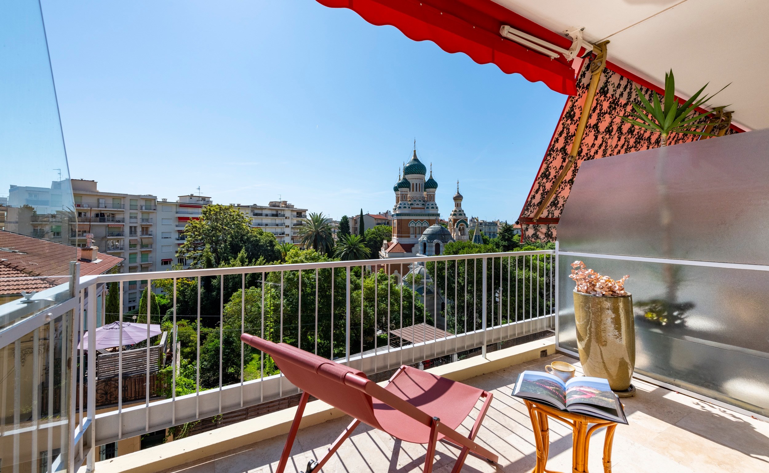  Parc Impérial - Exclusive listing: renovated 2-bed apartment with terrace and v… - 物件實景