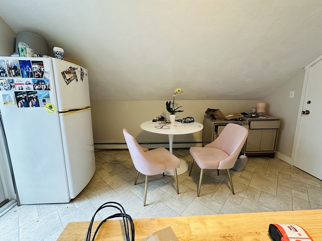 Cambridge, Massachusetts, 02141, United States, 5 Bedrooms Bedrooms, ,3 BathroomsBathrooms,Residential,For Sale,1752513