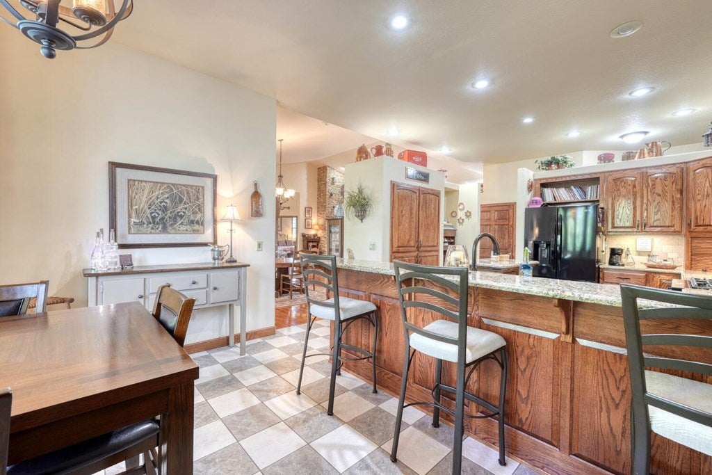 Murphy, North Carolina, 28906, United States, 3 Bedrooms Bedrooms, ,2 BathroomsBathrooms,Residential,For Sale,1926977
