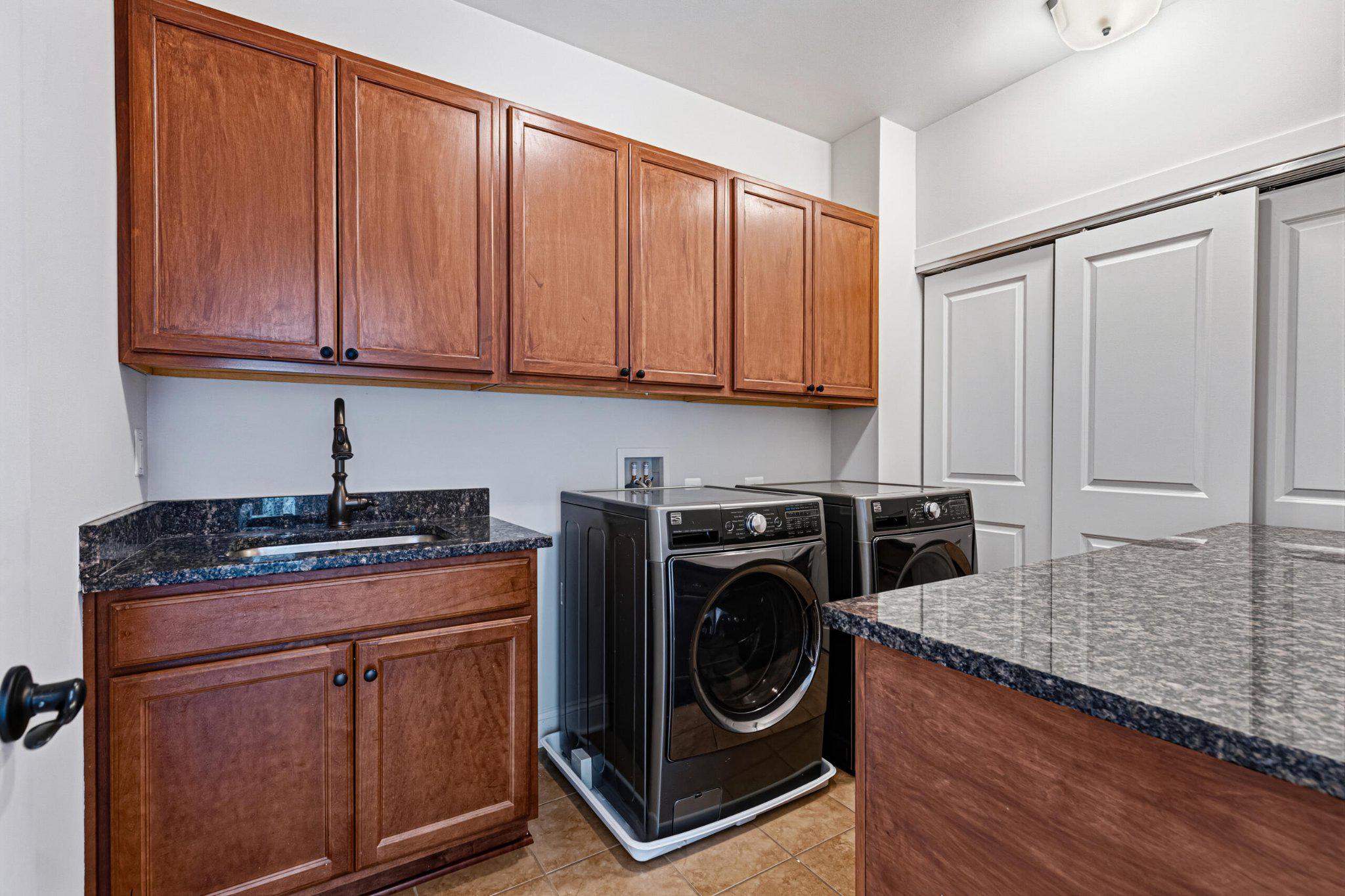 1404 Cottage Street SW, Vienna, VA, 22180 - 物件實景