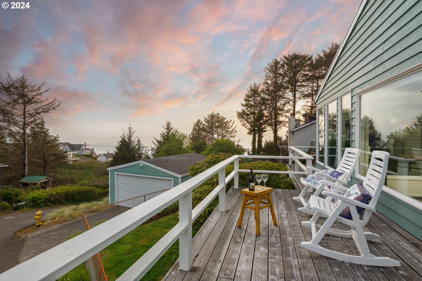 Lincoln City, Oregon, 97367, United States, 3 Bedrooms Bedrooms, ,2 BathroomsBathrooms,Residential,For Sale,1735832