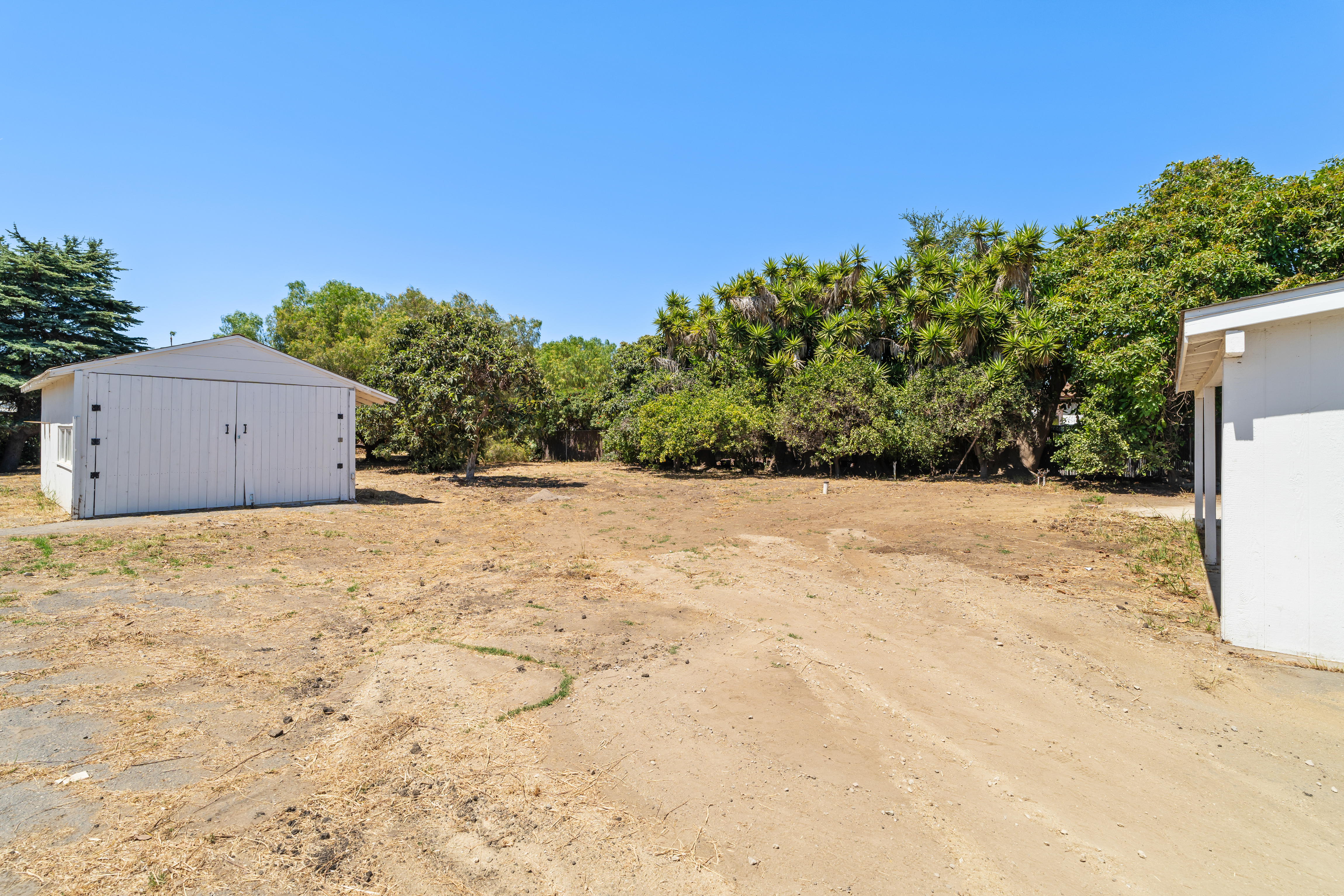  790 South Saticoy Avenue, Ventura, CA 93004 - 物件實景
