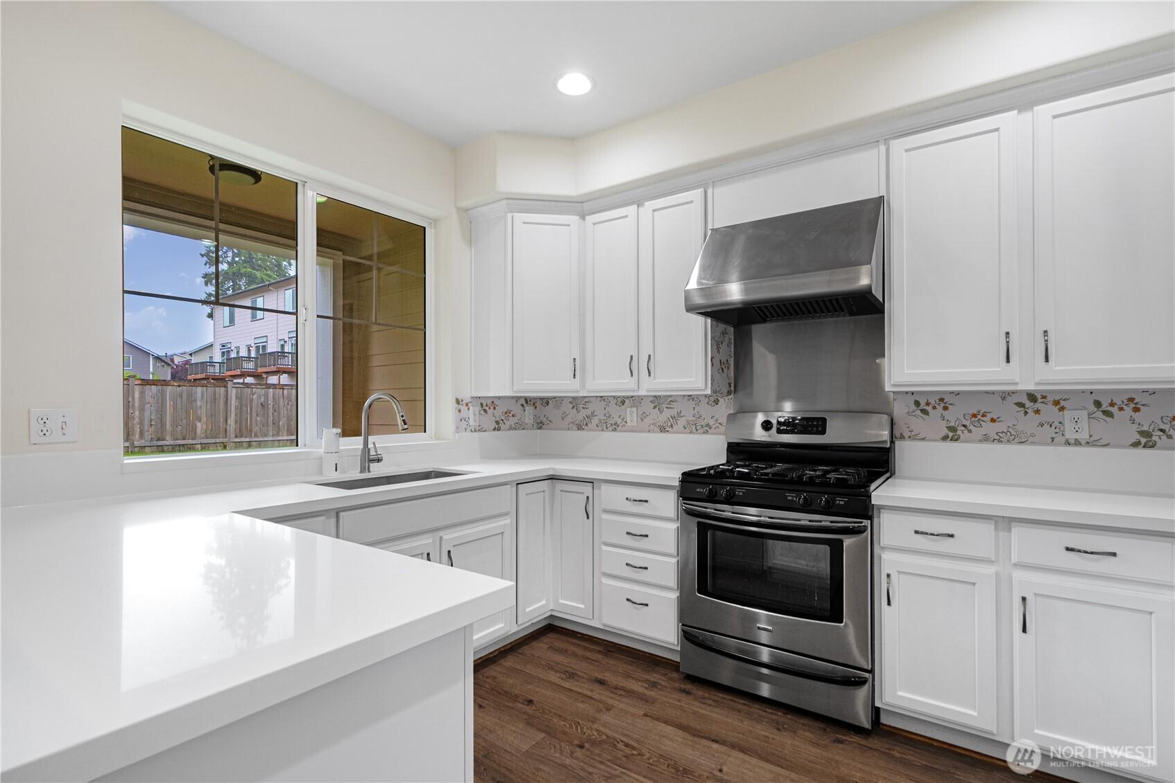 BOTHELL, Washington, 98012, United States, 3 Bedrooms Bedrooms, ,3 BathroomsBathrooms,Residential,For Sale,1875811