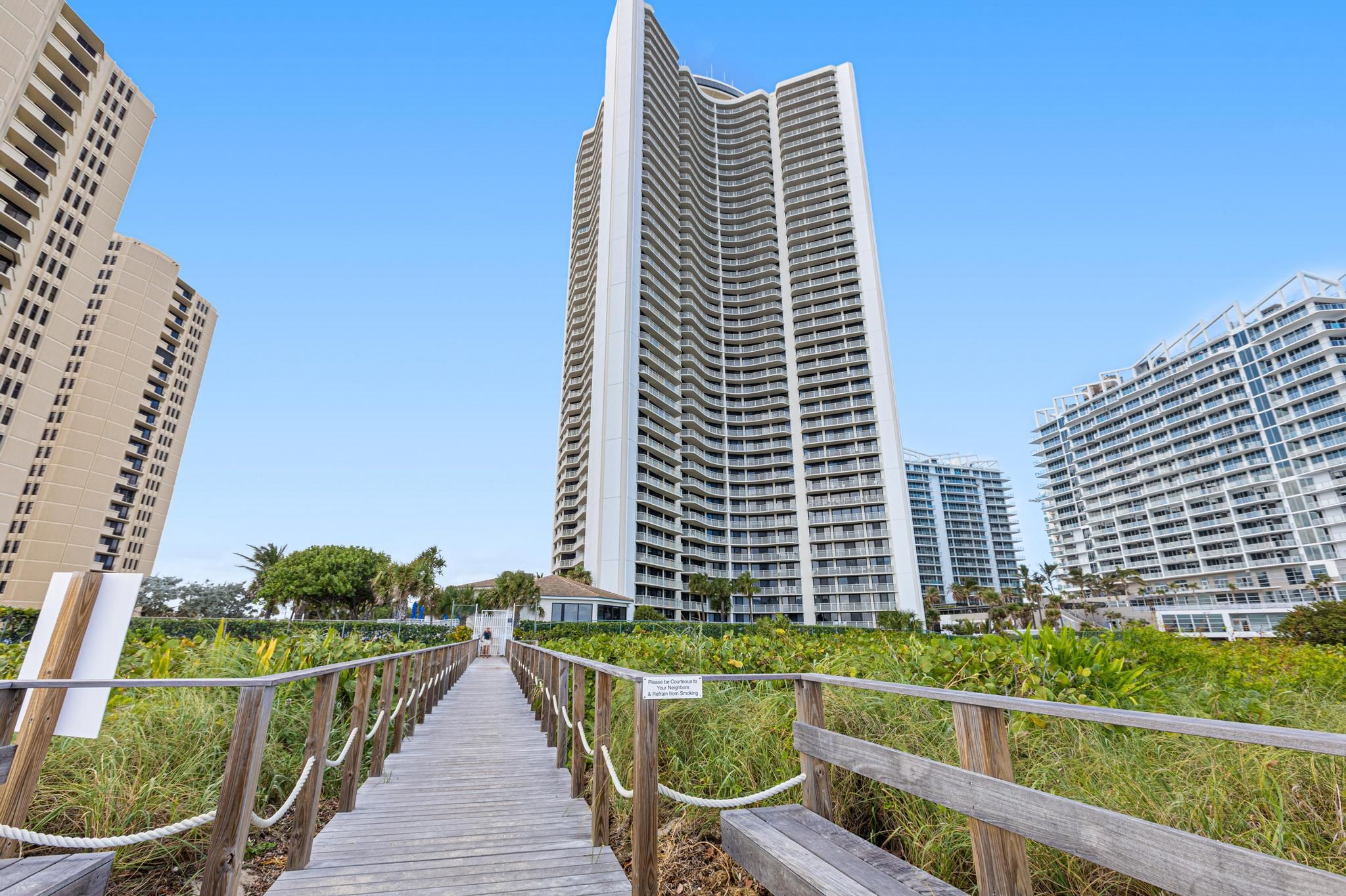  3000 N Ocean Dr,Riviera Beach, FL, 33404 - 物件實景