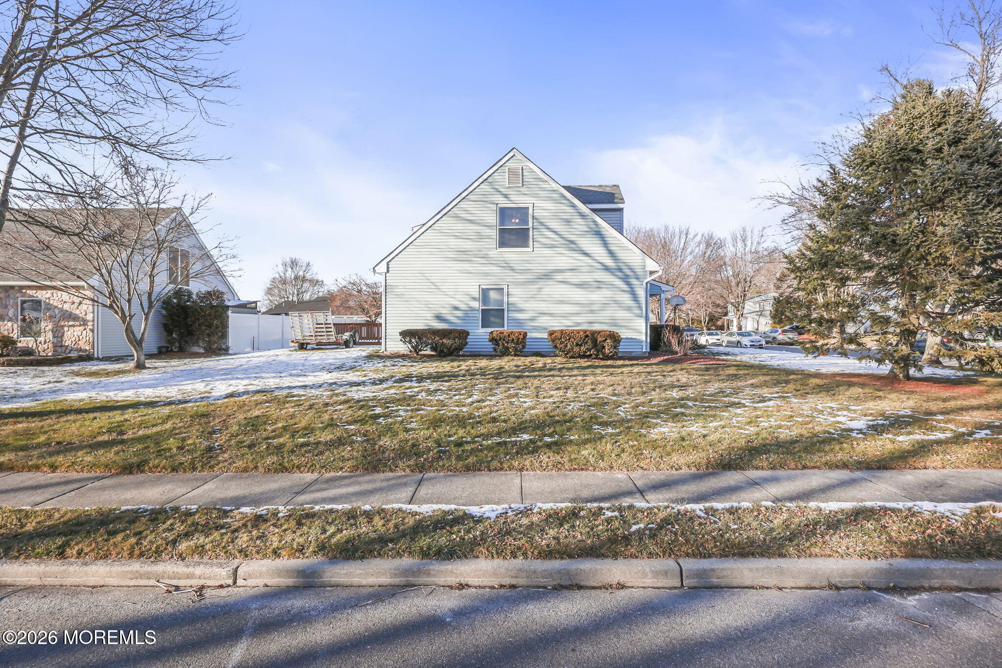 Howell, New Jersey, 07731, United States, 5 Bedrooms Bedrooms, ,3 BathroomsBathrooms,Residential,For Sale,2015351