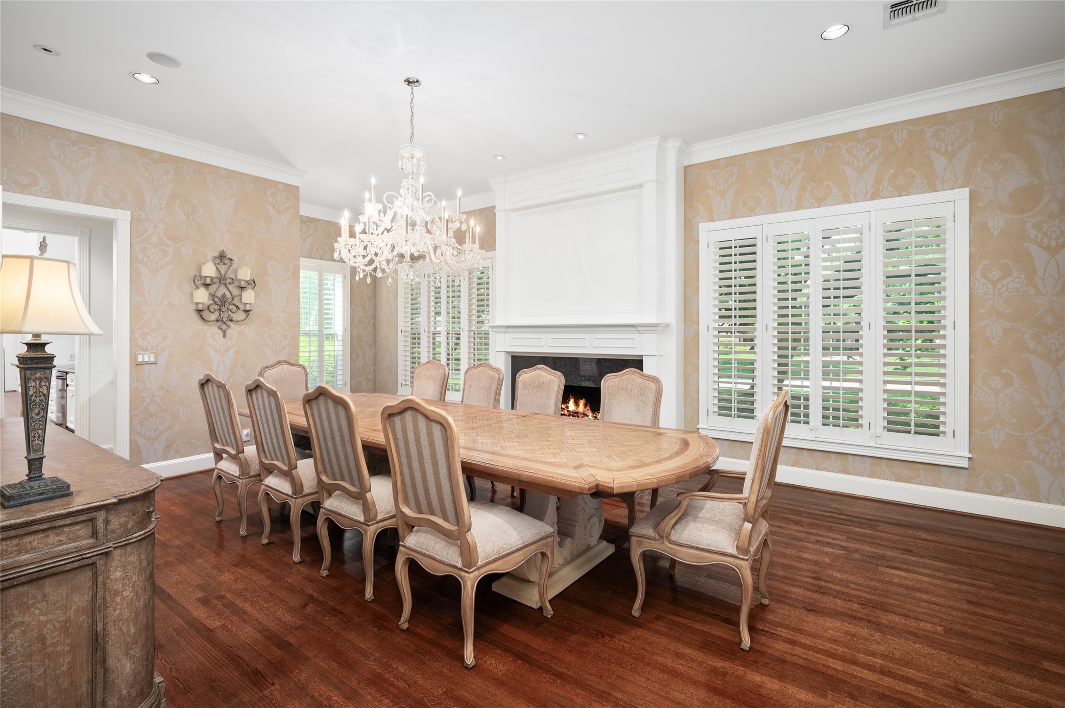  5495 Sugar Hill Drive - 物件實景