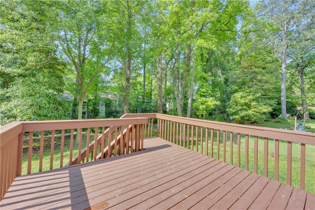 Dunwoody, Georgia, 30338, United States, 4 Bedrooms Bedrooms, ,3 BathroomsBathrooms,Residential,For Sale,1931149