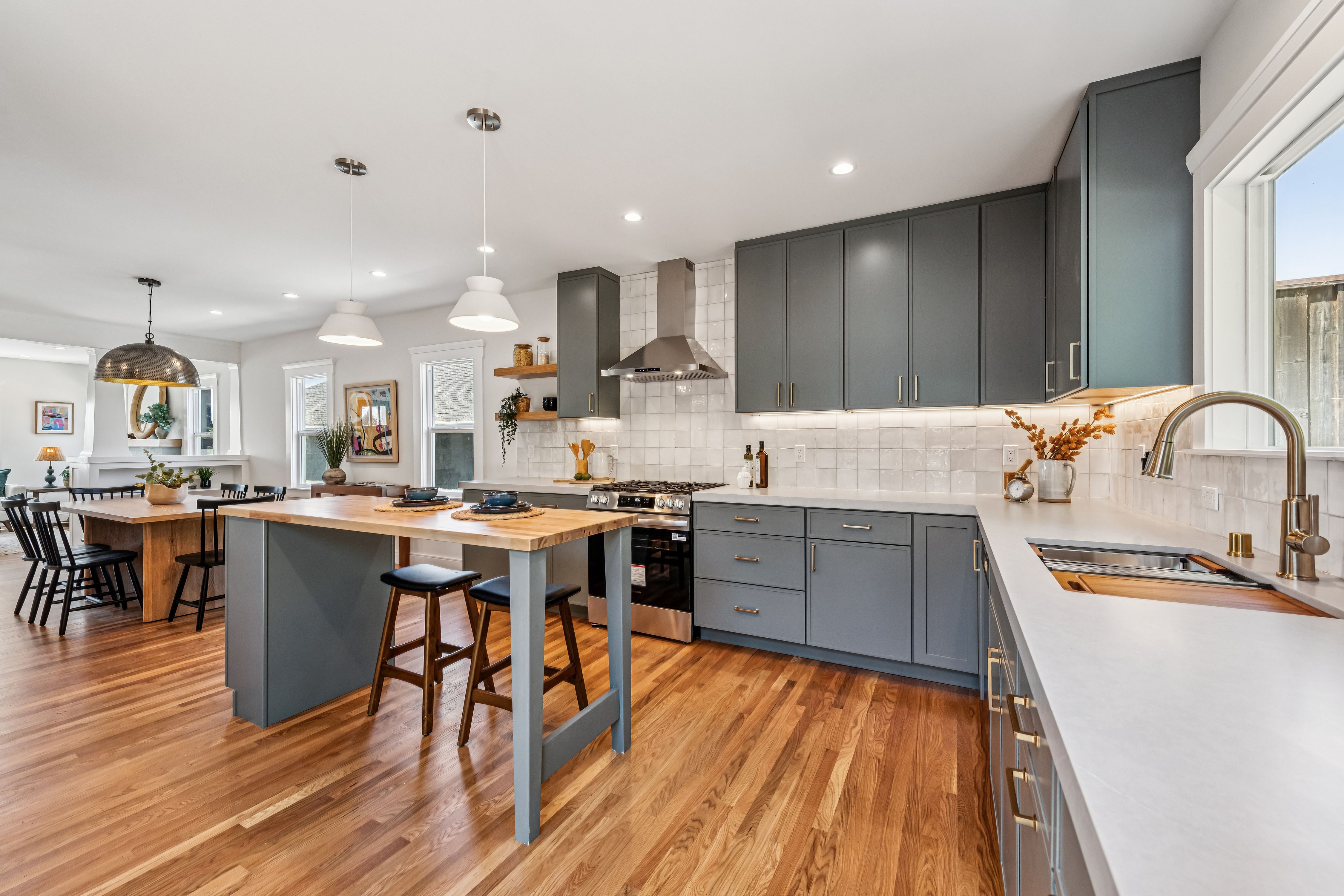  Exquisitely Renovated Craftsman in the Heart of Glenview - 物件實景