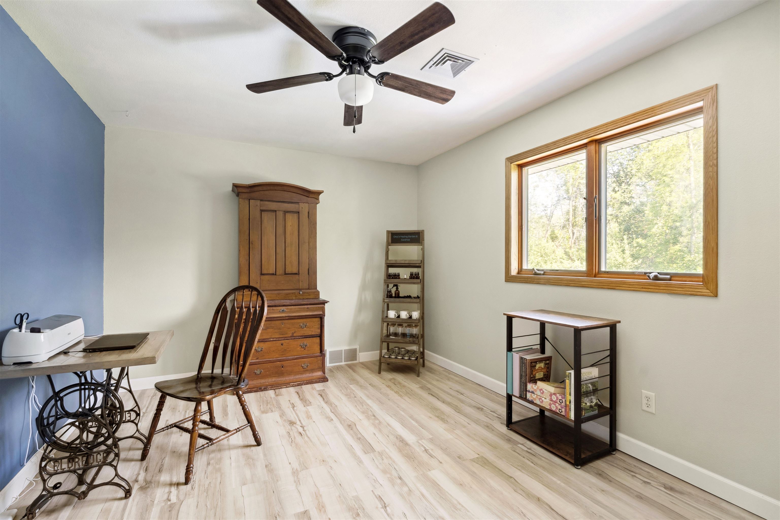 HORTONVILLE, Wisconsin, 54944, United States, 4 Bedrooms Bedrooms, ,4 BathroomsBathrooms,Residential,For Sale,1911438