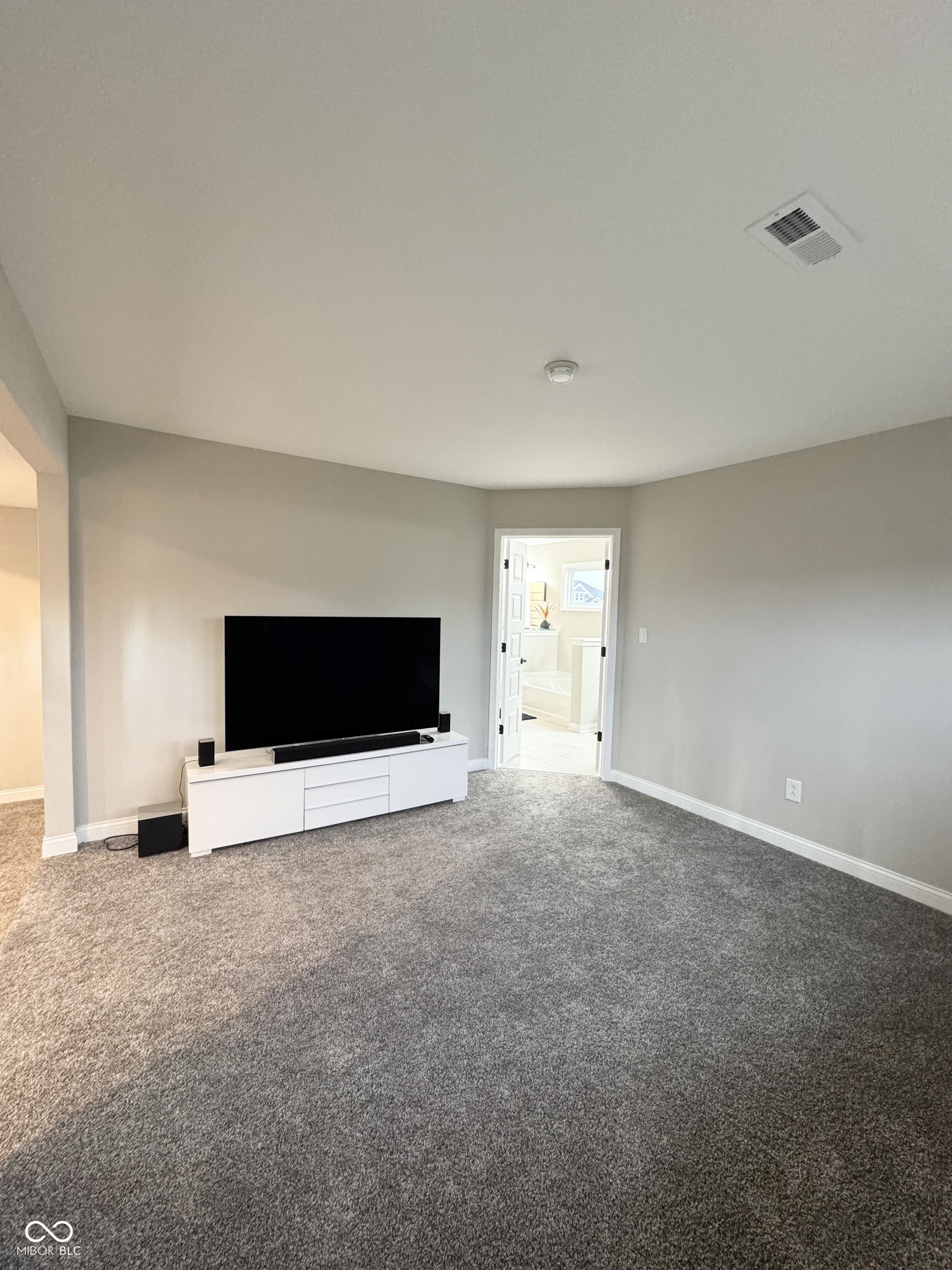 Greenwood, Indiana, 46143, United States, 5 Bedrooms Bedrooms, ,5 BathroomsBathrooms,Residential,For Sale,2005361