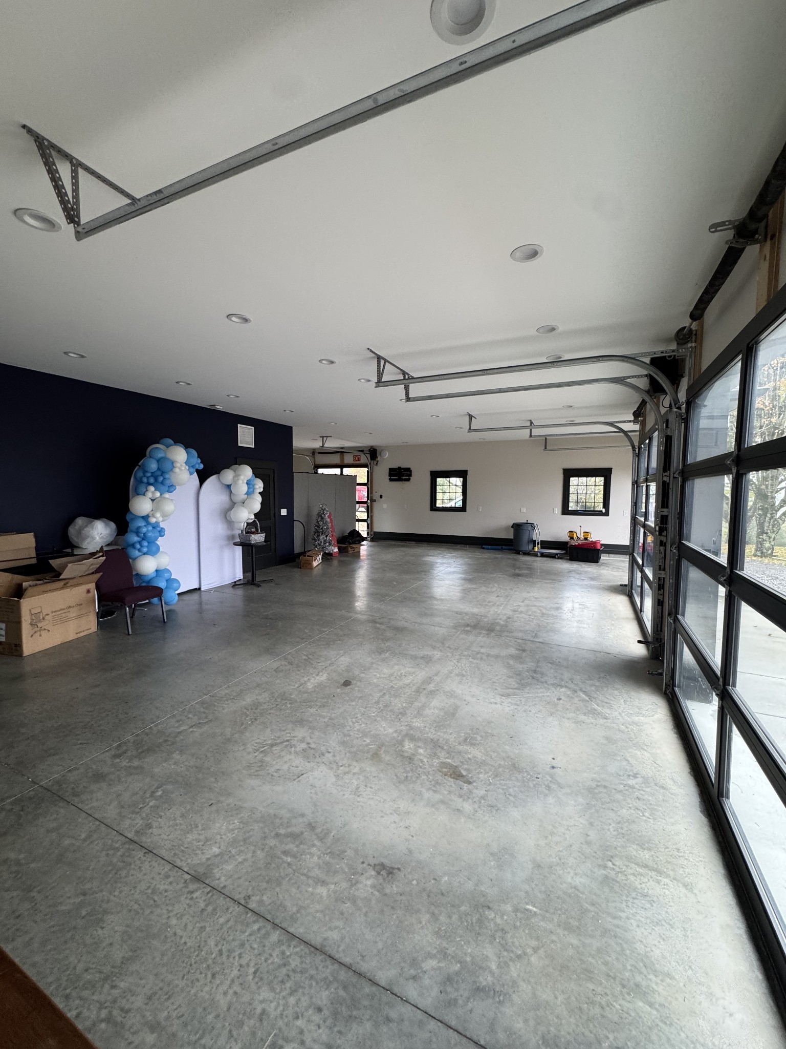 Hendersonville, Tennessee, 37075, United States, 6 Bedrooms Bedrooms, ,5 BathroomsBathrooms,Residential,For Sale,1993824