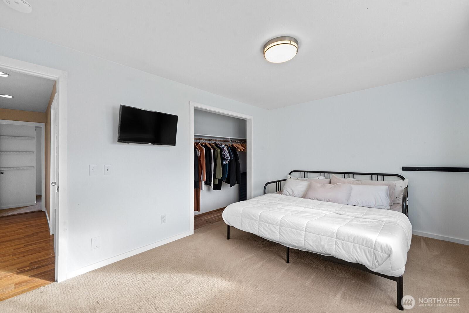 MARYSVILLE, Washington, 98271, United States, 3 Bedrooms Bedrooms, ,1 BathroomBathrooms,Residential,For Sale,1989139