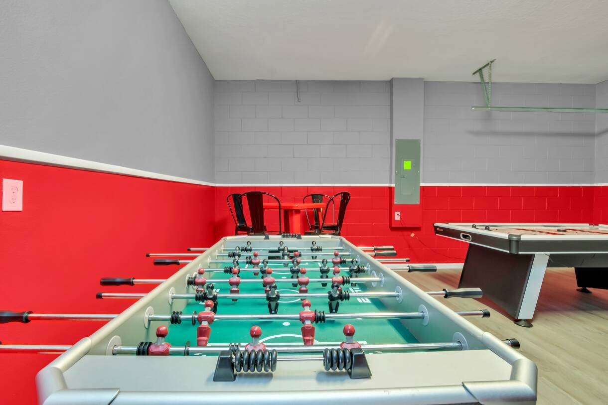 Davenport, Florida, 33897, United States, 5 Bedrooms Bedrooms, ,4 BathroomsBathrooms,Residential,For Sale,1975950