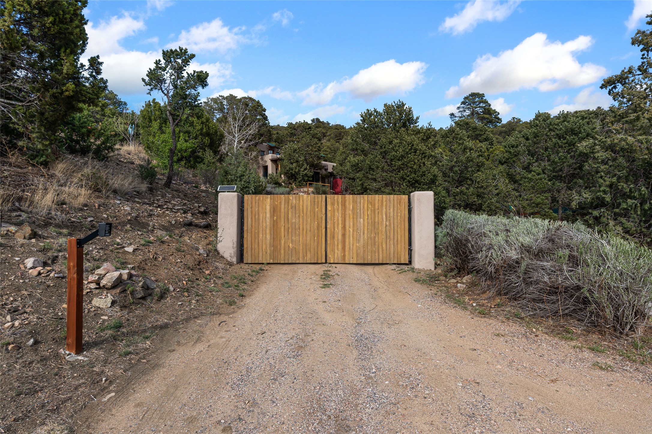  7641 Old Santa Fe Trail - 物件實景