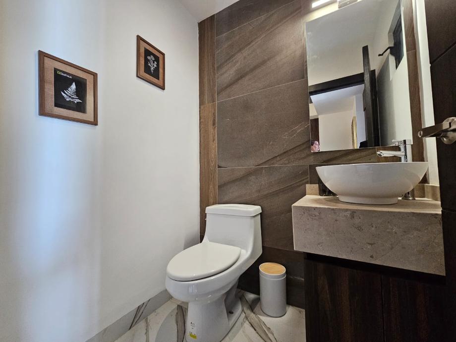 Torreón, Coahuila de Zaragoza, 27000, Mexico, 1 Bedroom Bedrooms, ,1 BathroomBathrooms,Residential,For Sale,1994701