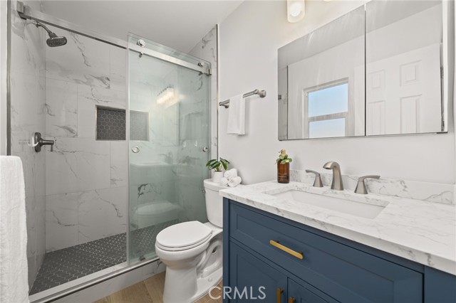 Ontario, California, 91761, United States, 4 Bedrooms Bedrooms, ,2 BathroomsBathrooms,Residential,For Sale,1976120