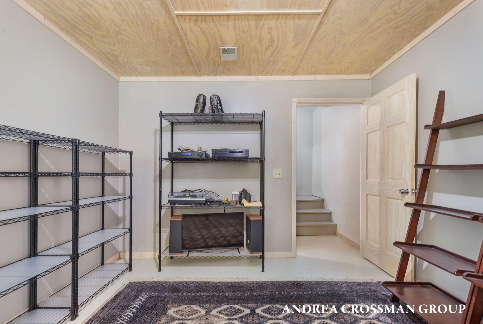 Saugatuck, Michigan, 49453, United States, 2 Bedrooms Bedrooms, ,2 BathroomsBathrooms,Residential,For Sale,1965484