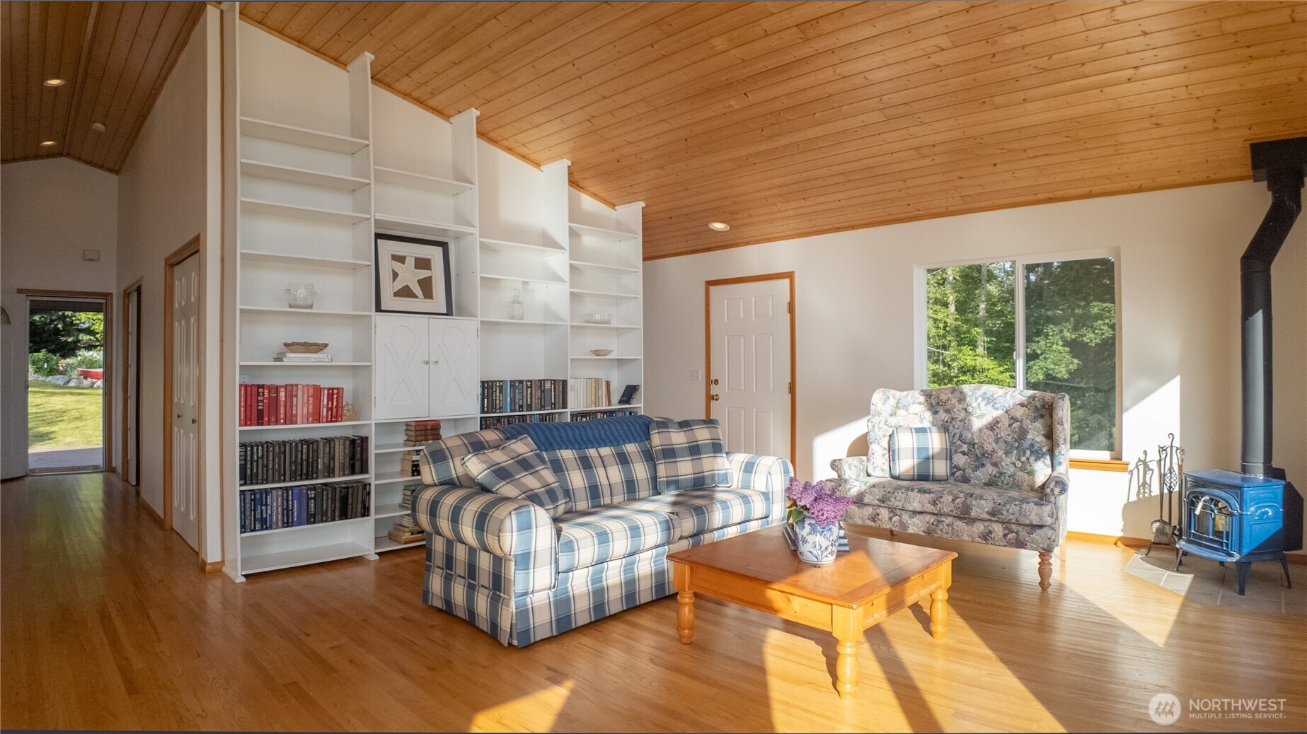 Hat Island, Washington, 98206, United States, 2 Bedrooms Bedrooms, ,2 BathroomsBathrooms,Residential,For Sale,1975923