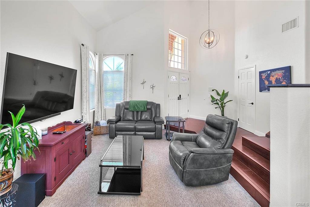 Corona, California, 92882, United States, 4 Bedrooms Bedrooms, ,3 BathroomsBathrooms,Residential,For Sale,1906086